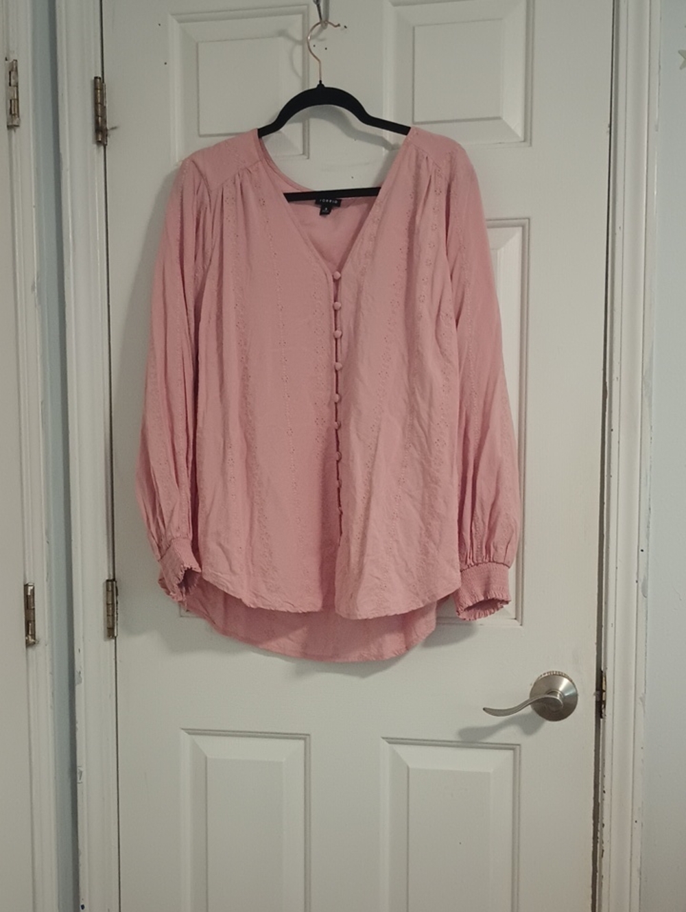 torrid Blush Pink Eyelet Button-Front Blouse - Picture 1 of 6